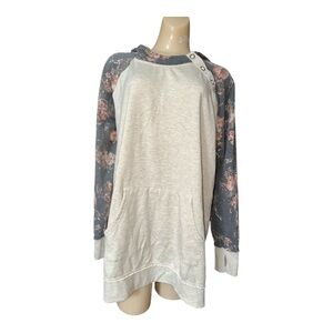 Maurice’s Floral Gray and Cream Women's Pullover Top, XL